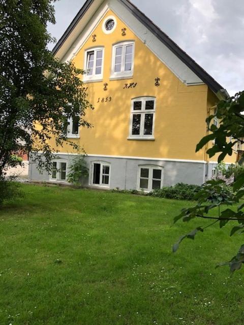 Alleso Gl. Sognefoged Gard Odense Buitenkant foto